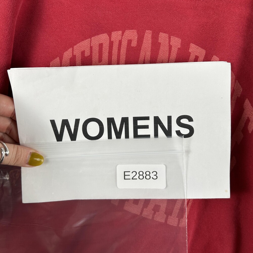 American Eagle Sweatshirt Womens Medium Red Ski Team Fleece Crewneck Pullover - Picture 13 of 13
